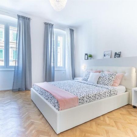Apartment Alba Rijeka Luaran gambar