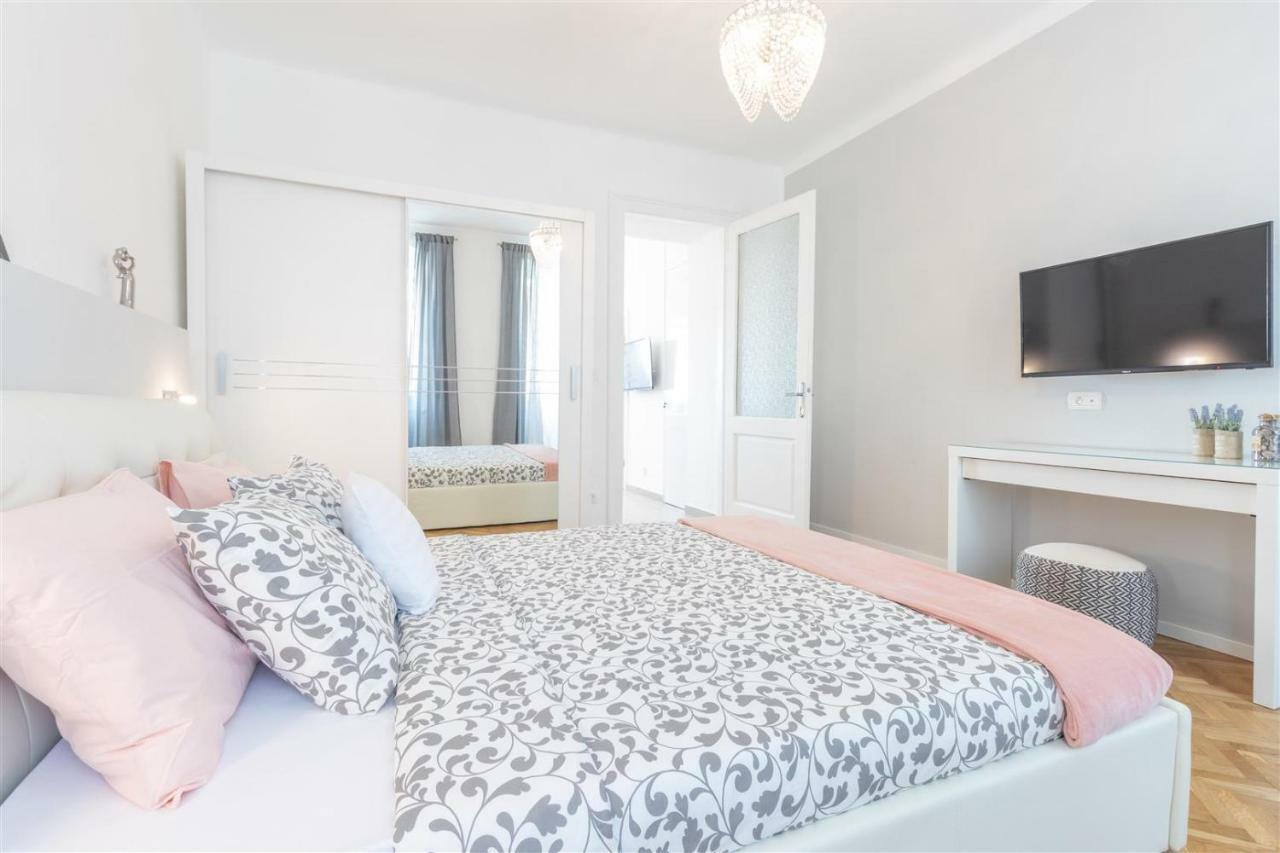 Apartment Alba Rijeka Luaran gambar