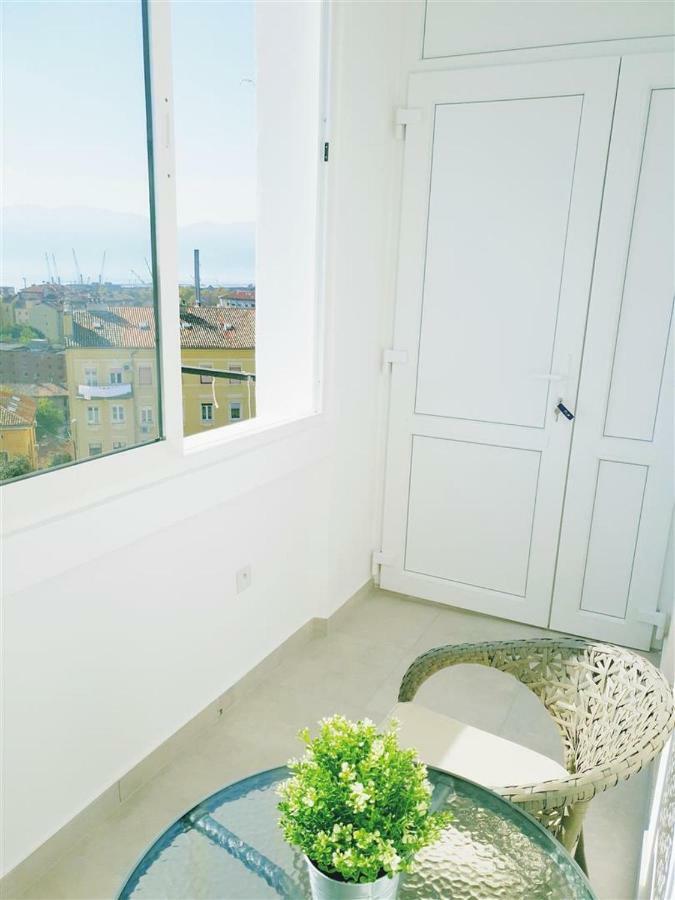 Apartment Alba Rijeka Luaran gambar
