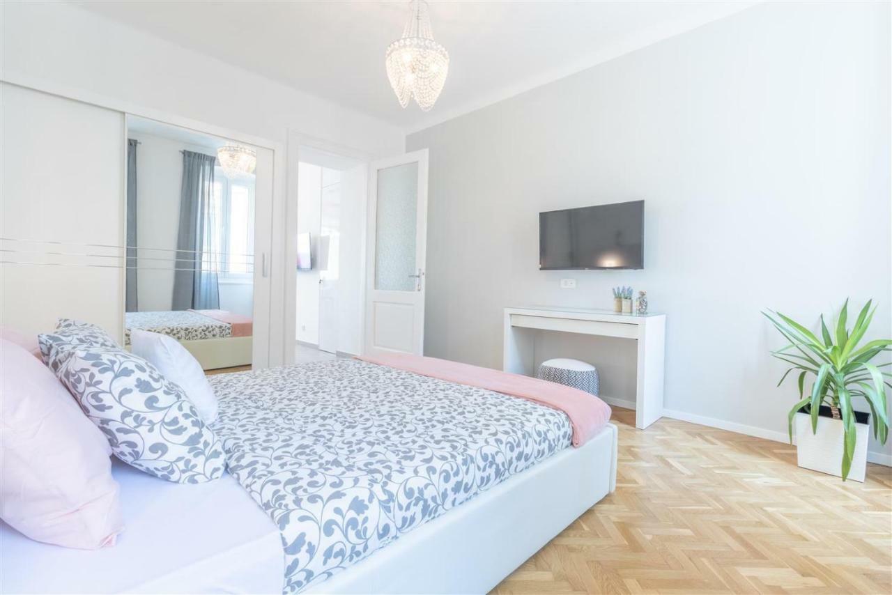 Apartment Alba Rijeka Luaran gambar